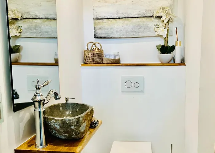 Relaxen Am Wald In *